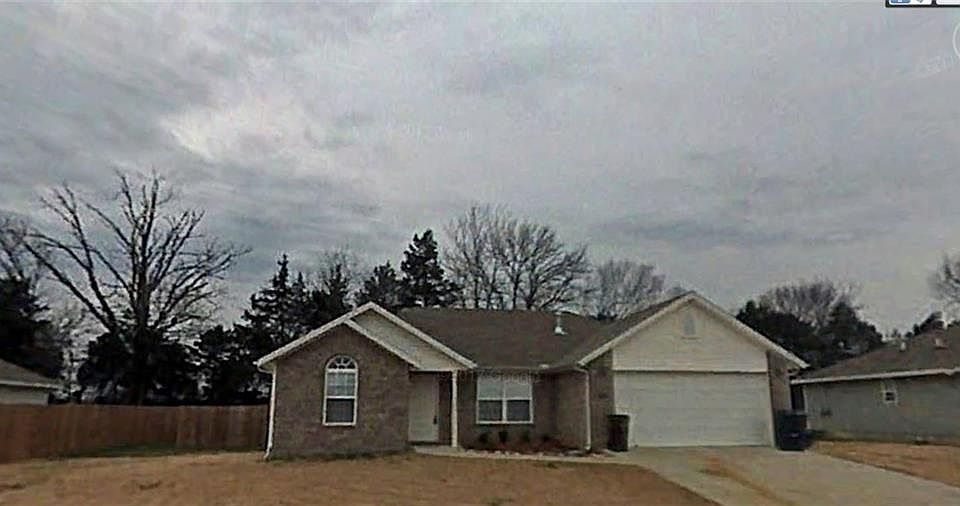 1st image of 721 Richland Creek Ave