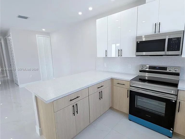 12368 SW 219th St — Photo 5
