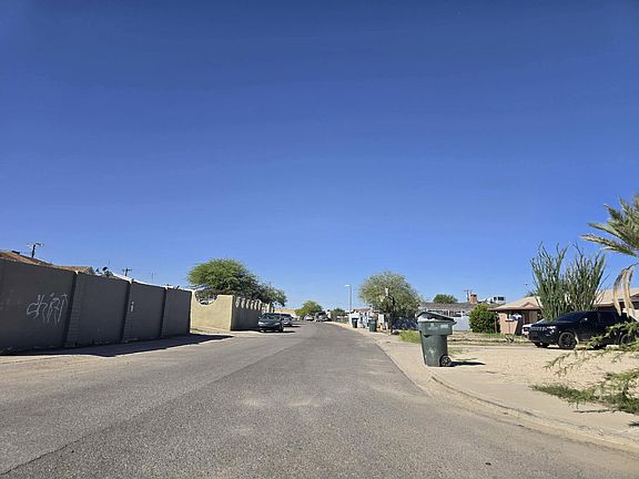 5th image of 849 W Calle Aragon