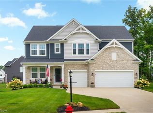 2761 Weeping Pine Dr, Medina, OH 44256