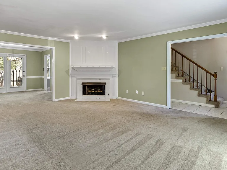 22 Ashford Cir — Photo 9