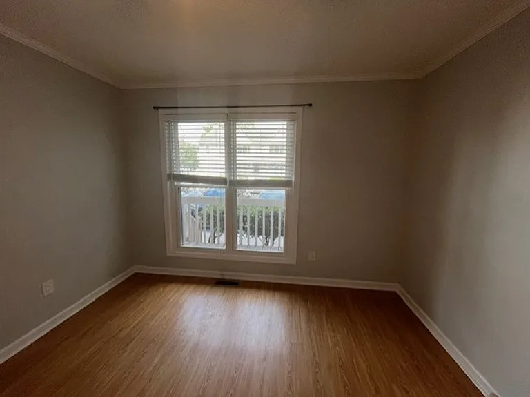 1843 Savannah Ct — Photo 25