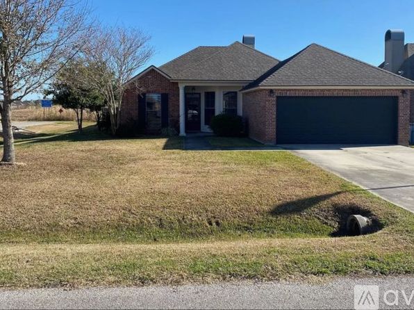 101 Camelot Hill Dr