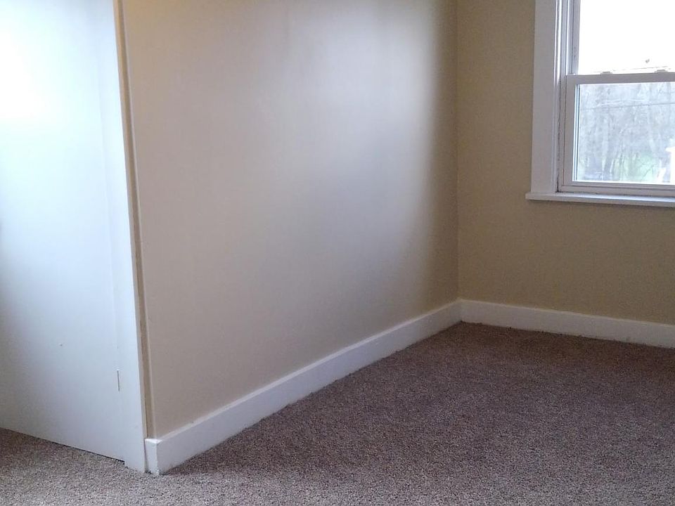 1st image of 541 Belmont Ave