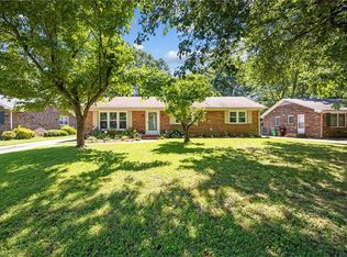 3216 Pine Needles Rd, High Point, NC 27265