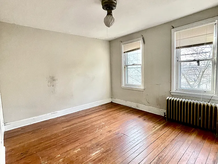 3650 Calumet St — Photo 8