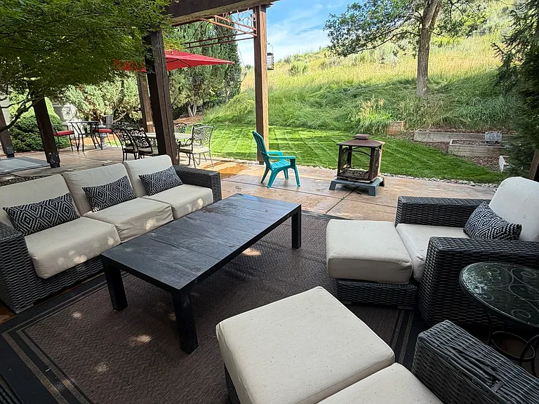 Backyard Patio 4
