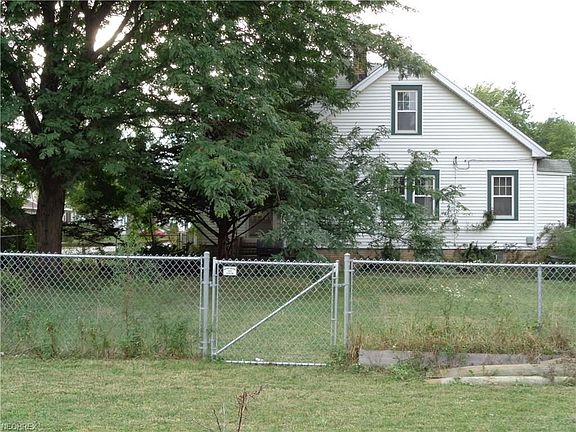 3rd image of 22121 Priday Ave