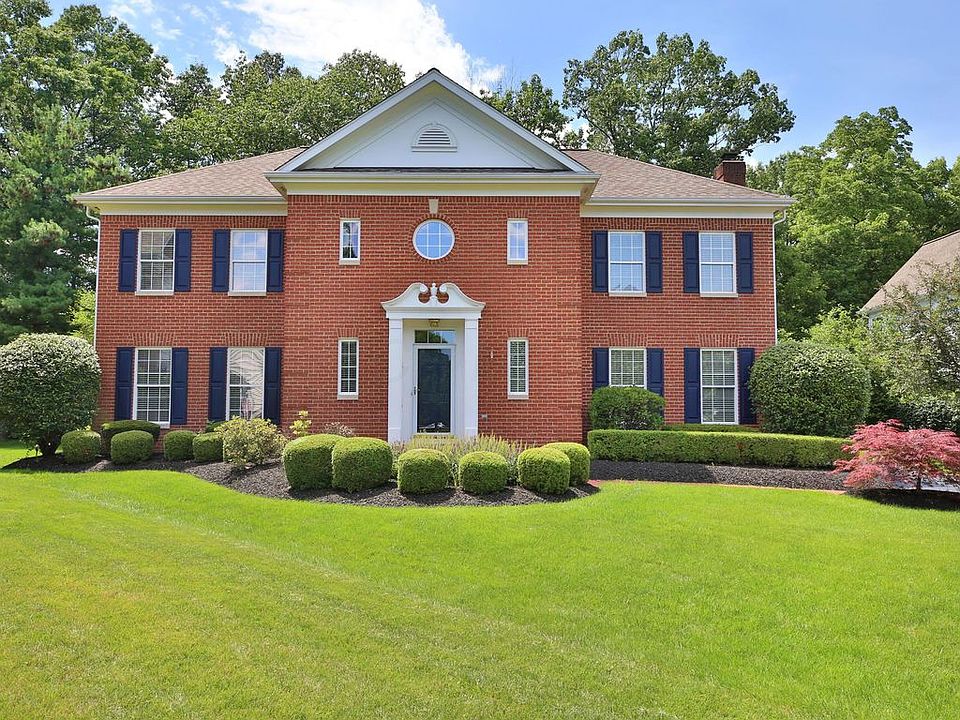 1st image of 4967 Cadogan Pl