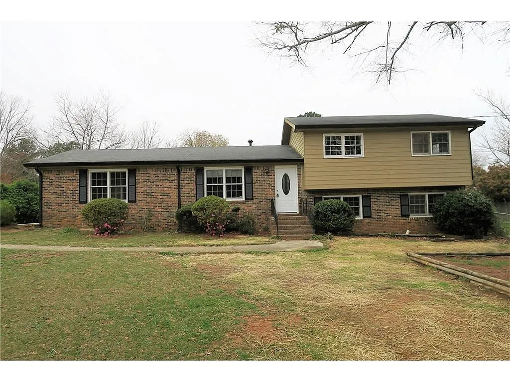 3201 Calcutta Ct photo 1