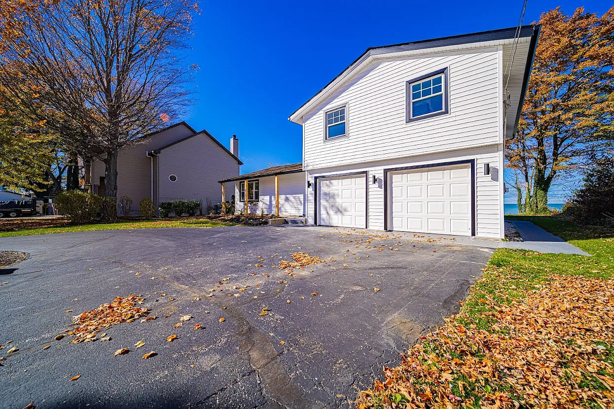 4 bed, 1720 sqft, $3,750 — Photo 2