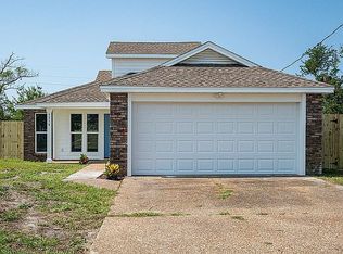 5318 Peppertree Ct, Panama City, FL 32404