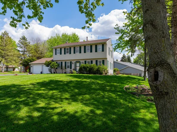14415 Guthrie Way, Apple Valley, MN 55124
