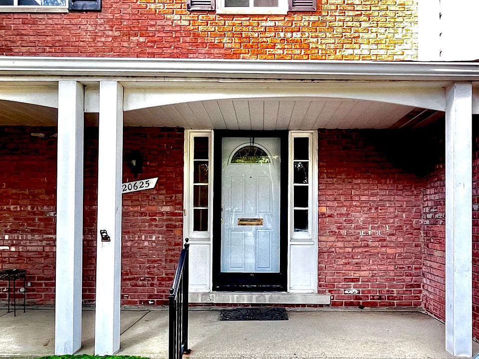 1st image of 20625 Williamsburg Ct