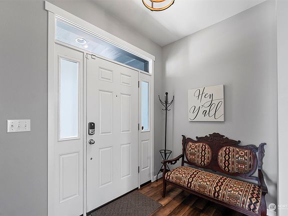 5th image of 3909 Highlands Boulevard