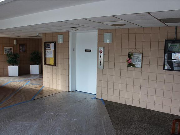 3rd image of 650 E Greenwich Ave APT 2-311