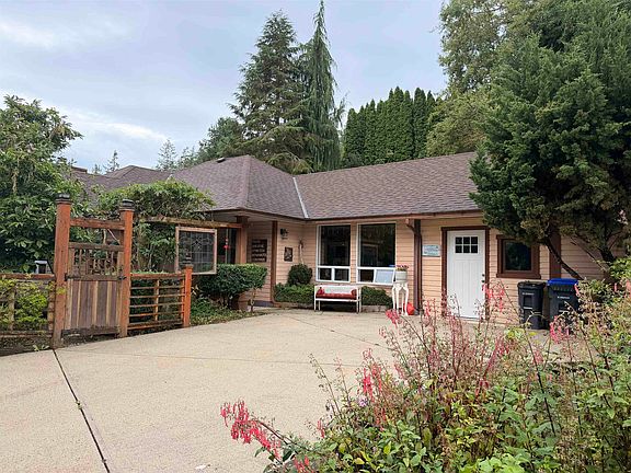 3rd image of 5724 Trail Ave