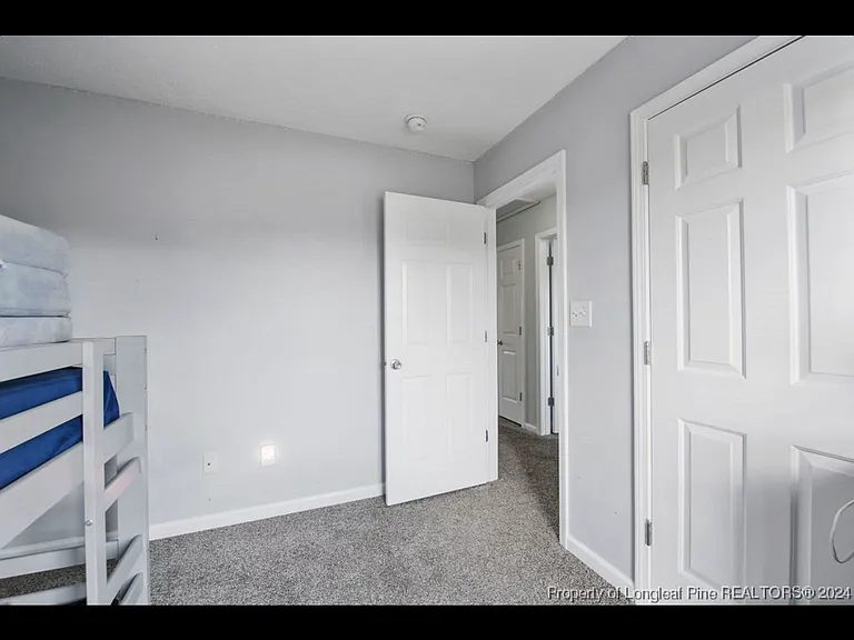182 Lochwood Dr — Photo 16