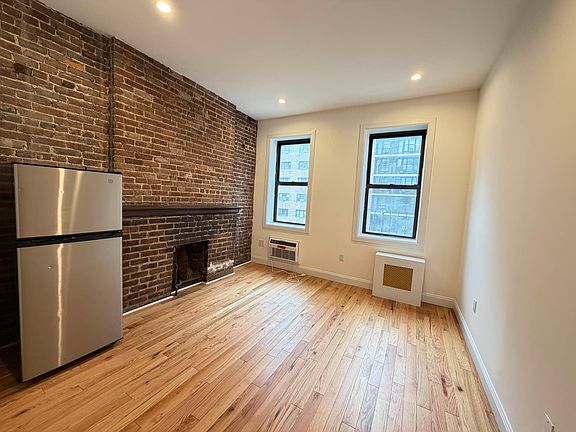 4th image of 533 3rd Ave #6Z