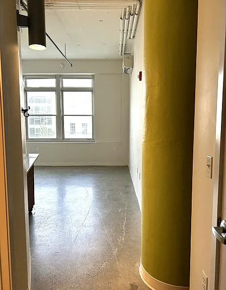 117 Lofts — Photo 37