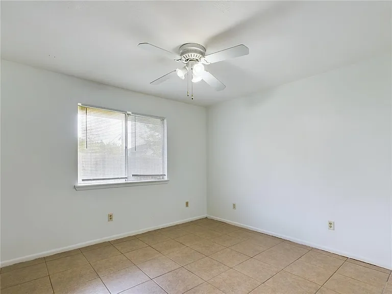 1601 George Bush Dr #B — Photo 7