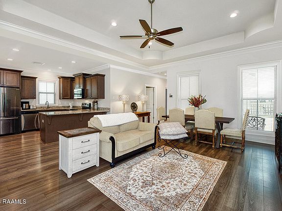 4th image of 106 Lukes Hollow Ln