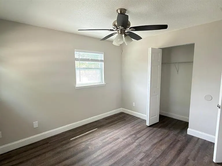 4226 Kelly Miller Ct — Photo 16