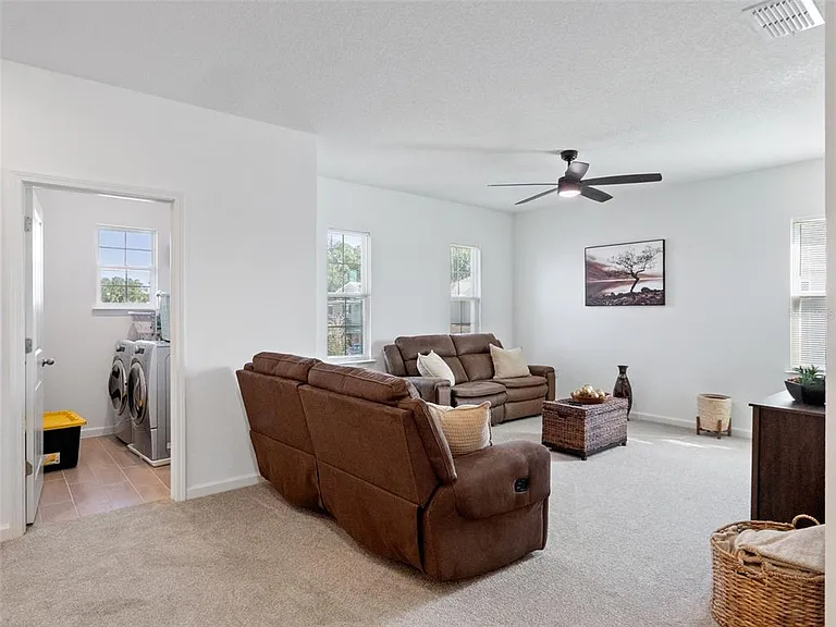 591 Via Bella Ct — Photo 31