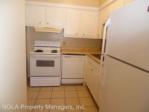 3rd image of 3712 Rockford Hts #A