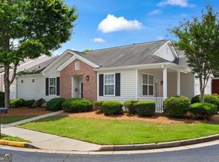 196 Swanee Ln, Woodstock, GA 30188