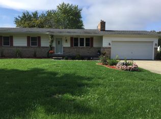 7076 Fairgrove Dr, Swartz Creek, MI 48473
