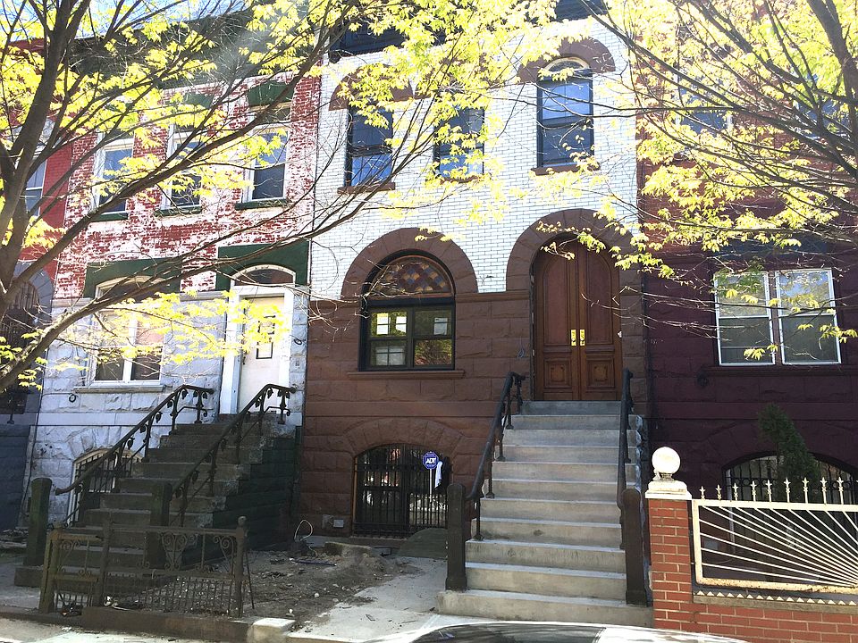 1st image of 586 Halsey St