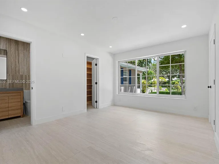11770 Griffing Blvd — Photo 23