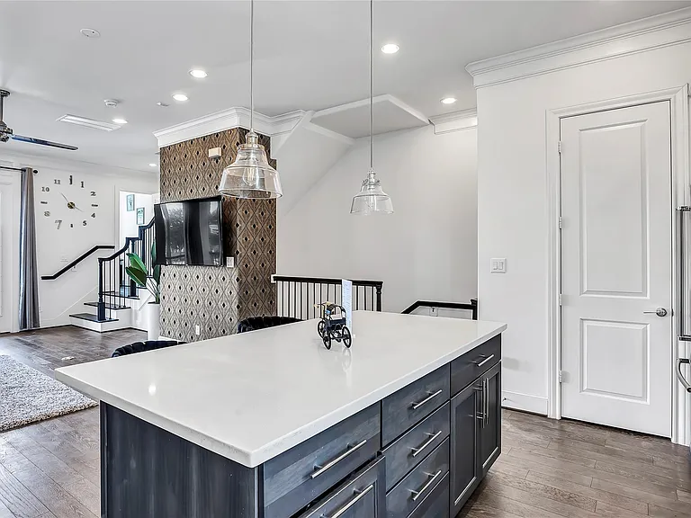 4128 Willowbend Blvd — Photo 11