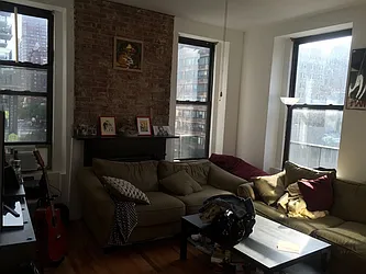 Rented by Aryeh Realty