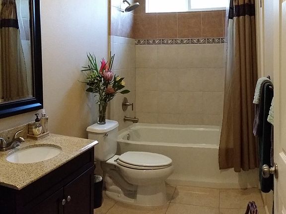 2nd Bathroom