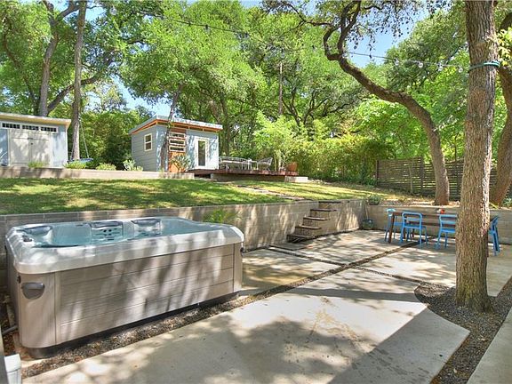 4th image of 5623 Shoal Creek Blvd