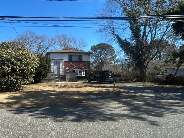 1181 Ocean Avenue, Bay Shore, NY 11706