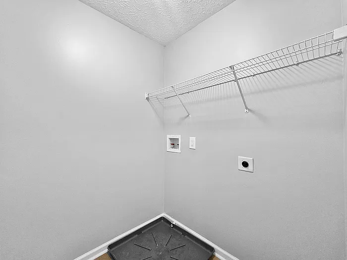 1236 Liriope Ln — Photo 8