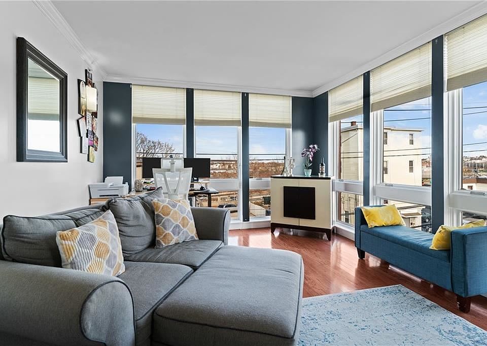 1st image of 333 Atwells Ave #209