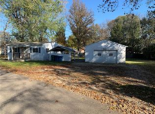 6363 Shore Dr, Dayton, OH 45424