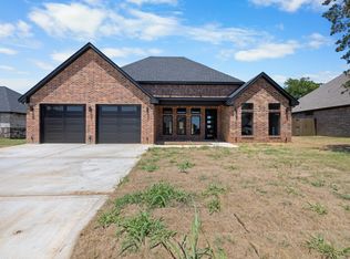 2207 Briarwood Dr, Bridgeport, TX 76426