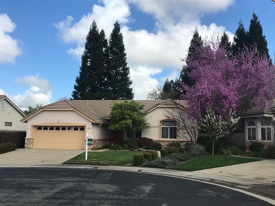 1st image of 109 Shadylane Ct