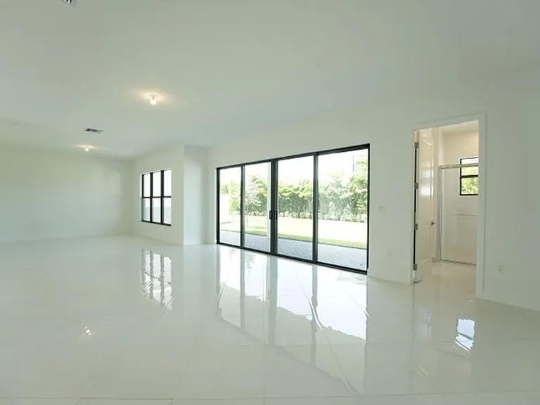 9099 Silver Marsh Ln — Photo 16