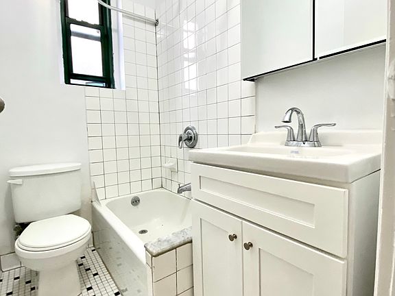 5th image of 539 E 78th St #4HV