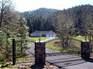 3729 Winona Rd, Grants Pass, OR 97526