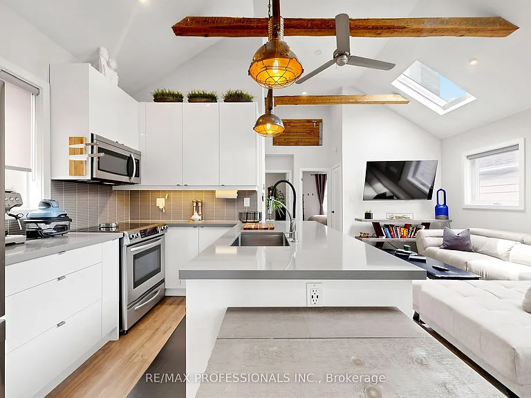 59 Lonborough Ave — Photo 5