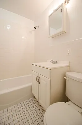 Rented by Compass | media 16