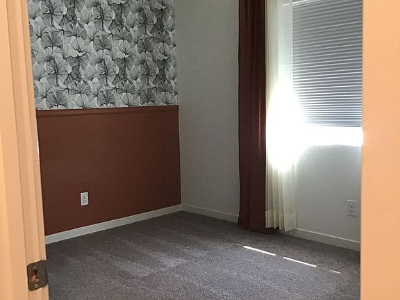 5th image of 792 Chalice Creek Dr