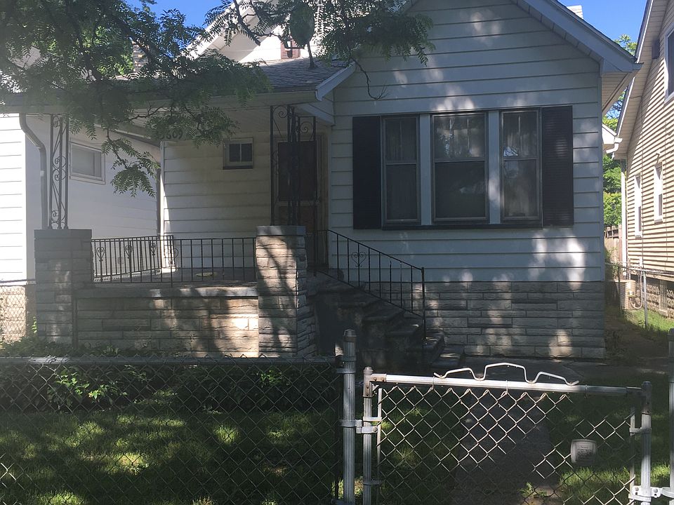 1st image of 15609 La Salle Blvd